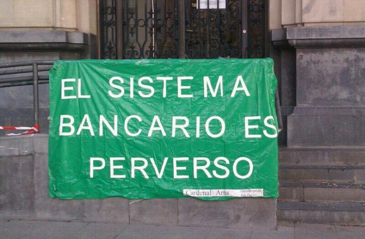 El poder en la economía el sistema bancario es perverso