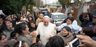 «Buscar a Jesús en el pobre» (Papa Francisco)