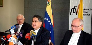 ¡Escuchen el clamor del pueblo, dejen entrar y distribuir en paz la ayuda humanitaria! ¡Escuchen el clamor del pueblo, dejen entrar y distribuir en paz la ayuda humanitaria!