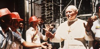 Capitalismo liberal y Centesimus annus Capitalismo liberal y Centesimus annus