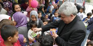 La aplicación de la Doctrina Social de la Iglesia El cardenal Krajewski aplicó el principio de la Doctrina Social de la Iglesia que en caso de necesidad, sobre todo el de los más empobrecidos, todos los bienes son comunes.