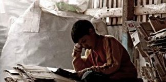 Que hacer ante la complejidad de la vida globalizada No hay que renunciar, pues, a hacerse las preguntas adecuadas sobre los fines y el sentido de la vida y sus avatares.