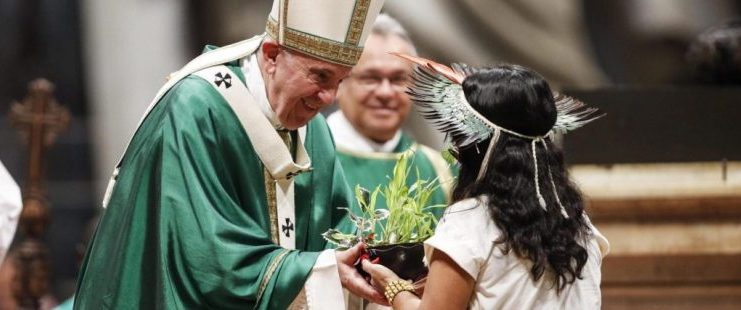 Exhortación apostólica postsinodal del Papa Francisco “Querida Amazonia” La Santa Sede ha publicado esta mañana la exhortación apostólica postsinodal del Papa Francisco “Querida Amazonia”, miércoles, 12 de febrero de 2020, documento fruto de la Asamblea Especial del Sínodo de los Obispos para la Región Panamazónica “Amazonía: Nuevos Caminos para la Iglesia y para una ecología integral” celebrado en el Vaticano del 6 al 27 de octubre de 2