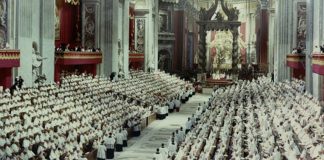 Concilio Vaticano II: una semilla que sigue creciendo Una gran gracia, una auténtica profecía para la vida de la Iglesia, una nueva Pentecostés: así calificaron san Juan Pablo II y Benedicto XVI el último Concilio.