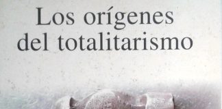La visión de la libertad de Hannah Arendt mujer en una mesa