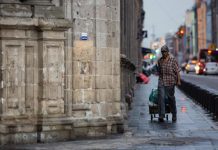 La verdadera adoración exige amor por los pobres