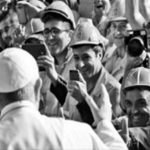 Jubileo de los trabajadores. El abrazo de los Papas a los obreros