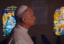 Reza con el Papa: Por el desarme y la paz